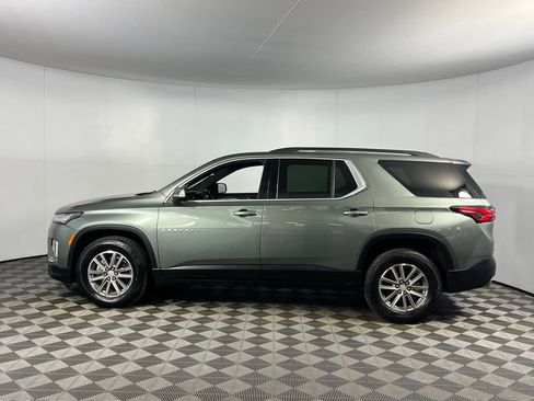 Used 2023 Chevrolet Traverse LT image 8