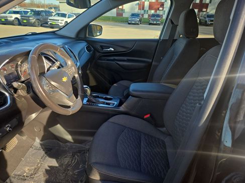 Used 2019 Chevrolet Equinox LT image 10