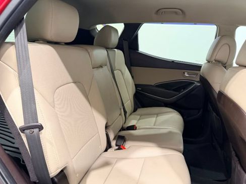 Used 2017 Hyundai Santa Fe Sport FWD image 43