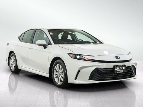 Certified 2026 Toyota Camry LE FWD image 7
