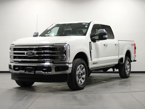 Used 2024 Ford F250 King Ranch w/ Chrome Package image 8