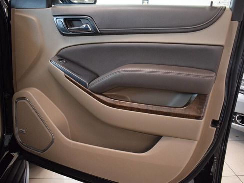 Used 2017 Chevrolet Tahoe LT image 39