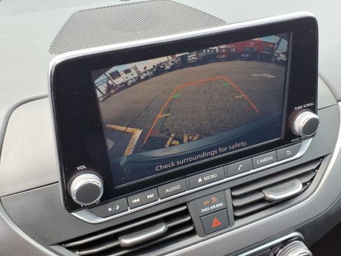 Used 2024 Nissan Altima 2.5 SR FWD image 18