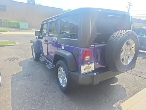 Used 2017 Jeep Wrangler Unlimited Sport w/ Quick Order Package 24S AWD/4WD image 7