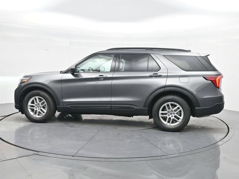 New 2026 Ford Explorer Active w/ Active Comfort Package RWD image 10