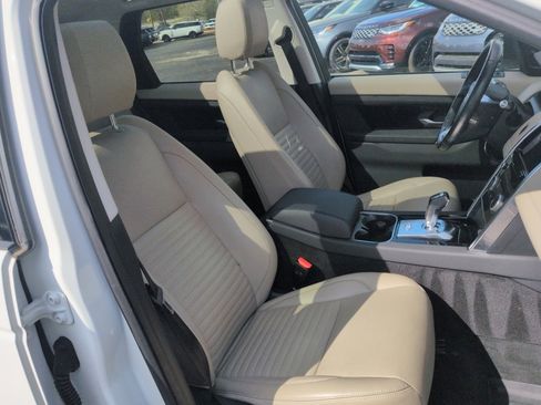 Used 2020 Land Rover Discovery Sport S image 26