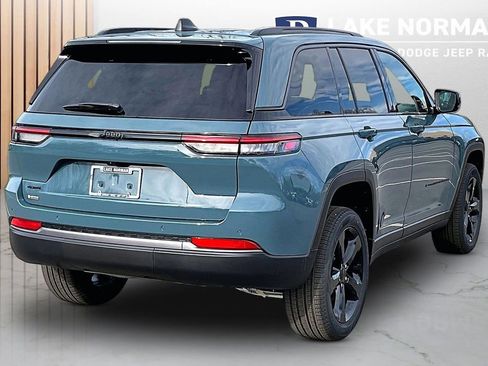 New 2026 Jeep Grand Cherokee Limited w/ Limited Altitude Package AWD/4WD image 9