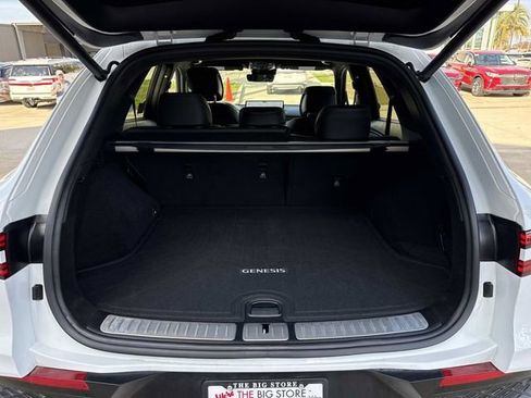 Used 2025 Genesis GV70 3.5T Sport w/ Sport Advanced Package image 9