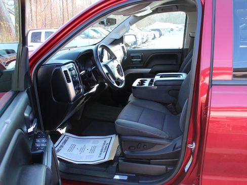 Used 2018 Chevrolet Silverado 1500 LT w/ All Star Edition image 17