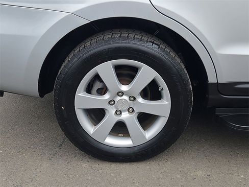 Used 2009 Hyundai Santa Fe Limited image 9