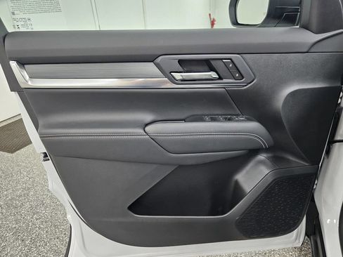 Used 2026 GMC Terrain Elevation AWD/4WD image 12
