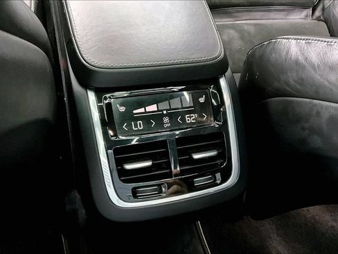 Used 2016 Volvo XC90 T6 R-Design w/ Vision Package AWD/4WD image 10