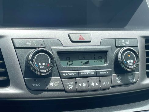Used 2014 Honda Odyssey EX-L image 22