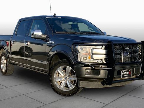 Used 2020 Ford F150 Platinum w/ Equipment Group 701A Luxury AWD/4WD image 4