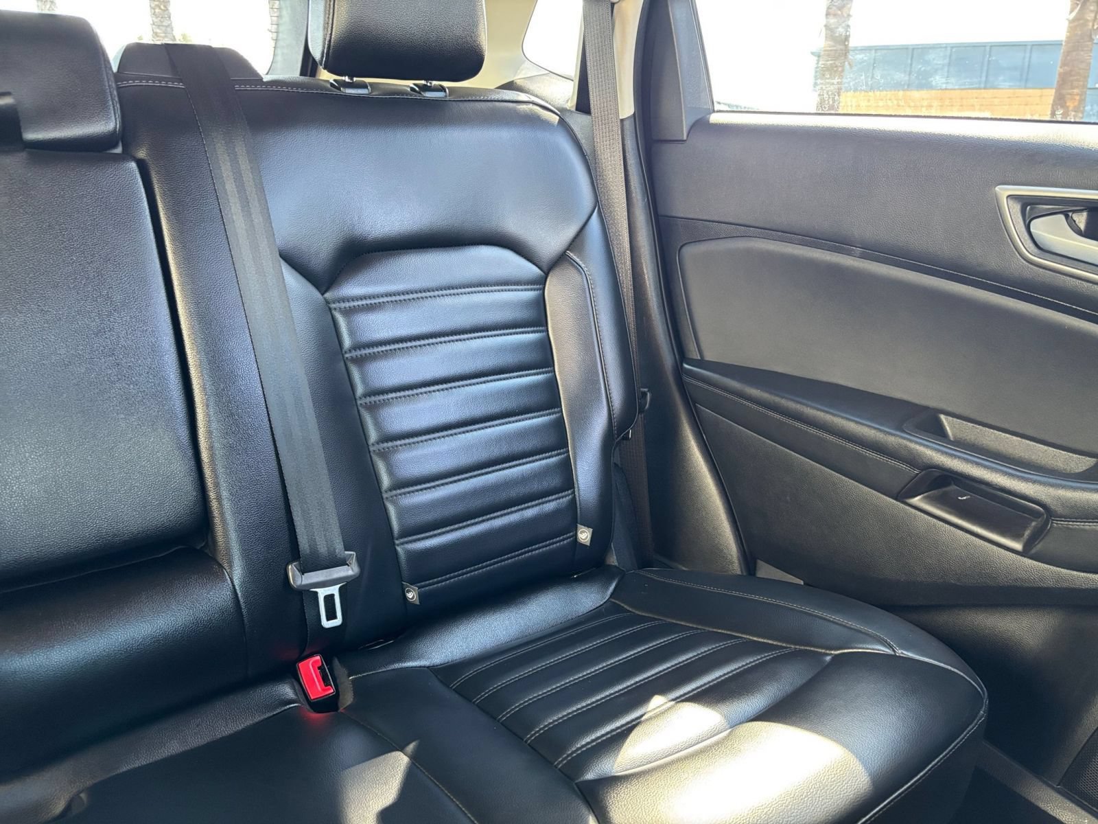 Used 2024 Ford Edge SEL AWD/4WD image 37