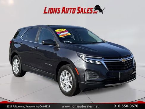 Used 2022 Chevrolet Equinox LT w/ Driver Convenience Package AWD/4WD image 3