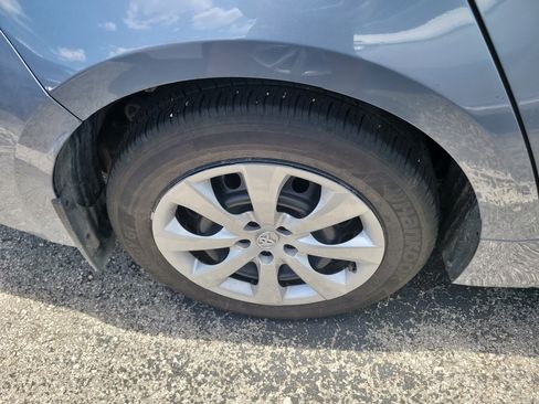 Used 2025 Toyota Corolla LE FWD image 8