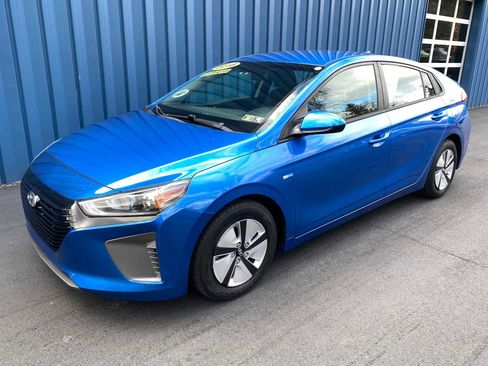 Used 2018 Hyundai Ioniq Blue image 2