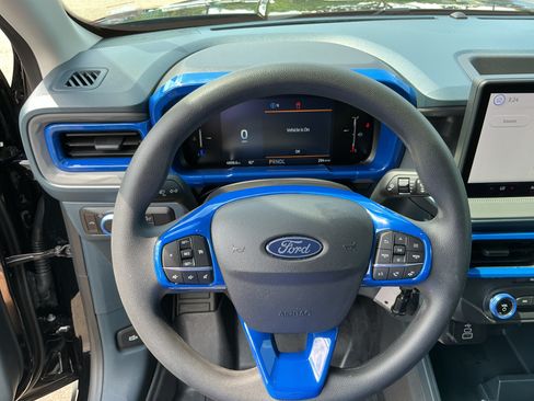 Used 2025 Ford Maverick XL w/ Equipment Group 102A AWD/4WD image 14
