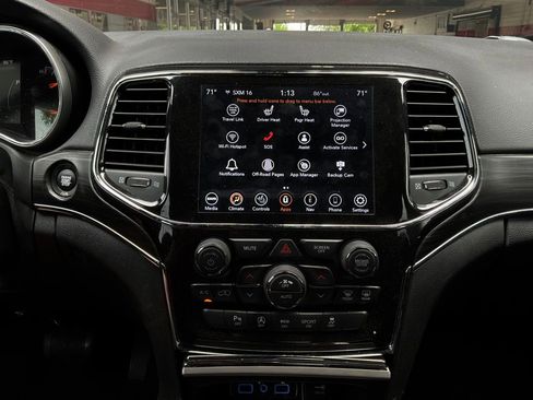 Used 2021 Jeep Grand Cherokee Limited AWD/4WD image 28