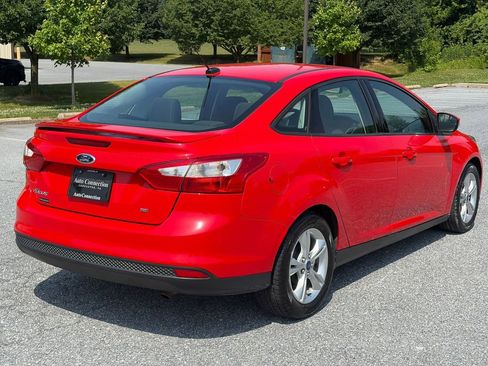 Used 2014 Ford Focus SE FWD image 7