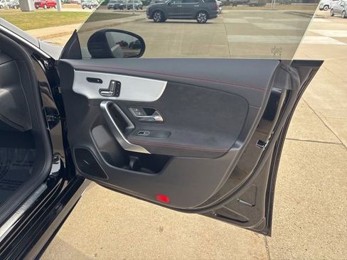 Used 2025 Mercedes-Benz CLA 35 AMG 4MATIC image 17