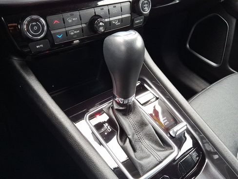 Certified 2022 Jeep Compass Latitude AWD/4WD image 15