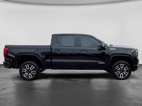 Used 2023 GMC Sierra 1500 AT4 w/ AT4 Premium Package AWD/4WD image 11
