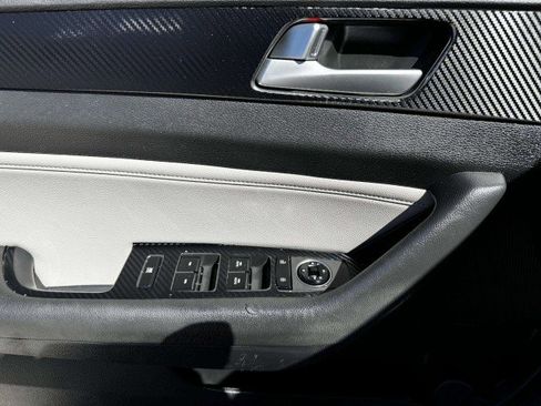 Used 2015 Hyundai Sonata Sport 2.0T image 18