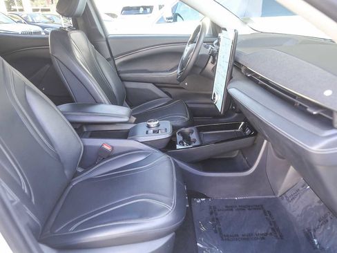 Used 2022 Ford Mustang Mach-E Premium image 12