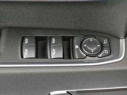 New 2026 Chevrolet Silverado 1500 LT w/ Z71 Off-Road Package image 14