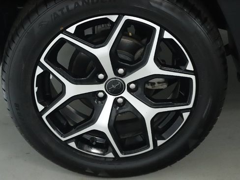 Used 2025 Jeep Compass Limited AWD/4WD image 12
