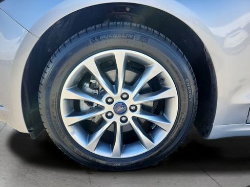 Used 2017 Ford Fusion S image 26