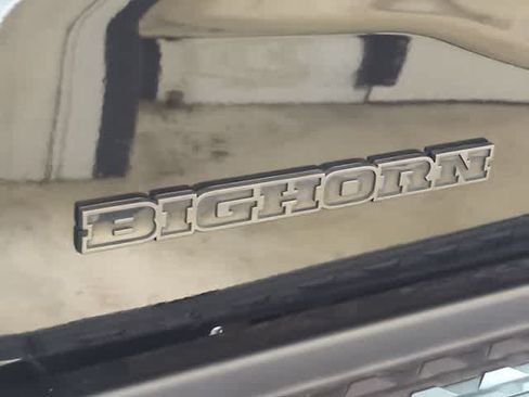 Used 2022 RAM 2500 Big Horn w/ Night Edition AWD/4WD image 5
