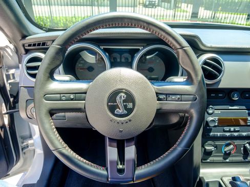 Used 2007 Ford Mustang Shelby GT500 RWD image 15