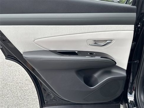 New 2026 Hyundai Tucson Limited image 13