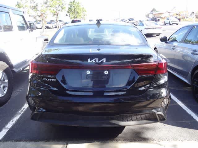 Used 2024 Kia Forte LXS FWD image 5