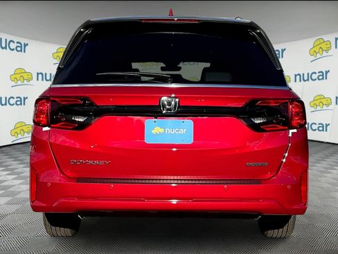New 2026 Honda Odyssey Touring image 6