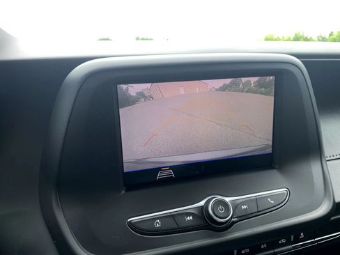 Used 2020 Chevrolet Camaro LT RWD image 12