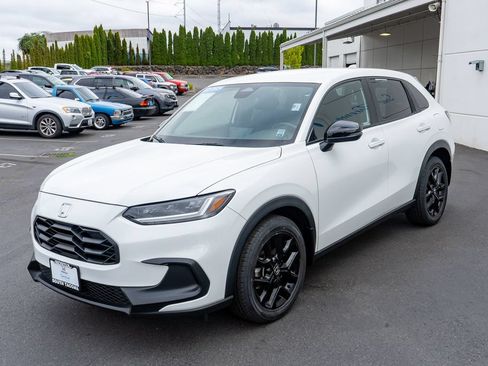 Certified 2024 Honda HR-V Sport image 6