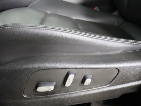 Used 2022 Cadillac XT6 Premium Luxury image 27