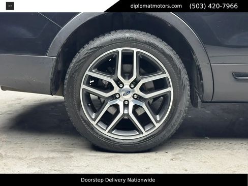 Used 2017 Ford Explorer Sport w/ Equipment Group 401A AWD/4WD image 46