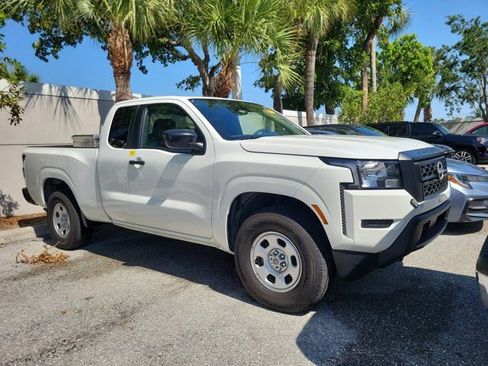Used 2024 Nissan Frontier S w/ S Utility Package AWD/4WD image 11