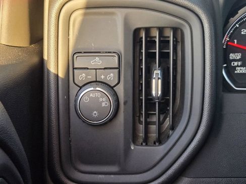 Used 2022 Chevrolet Silverado 1500 Custom w/ Safety Confidence Package image 20