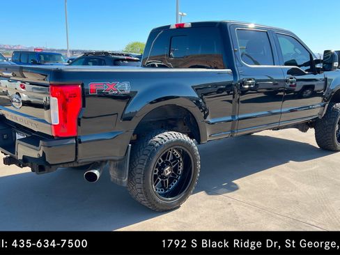 Used 2017 Ford F350 Lariat w/ FX4 4x4 Off Road Package image 5