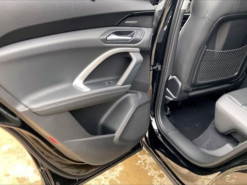 New 2025 Audi Q5 Premium Plus image 18