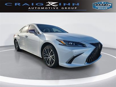 New 2025 Lexus ES 300h w/ Premium Package