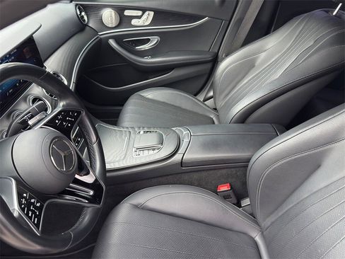 Used 2022 Mercedes-Benz E 350 E 350 w/ AMG Line Exterior image 10