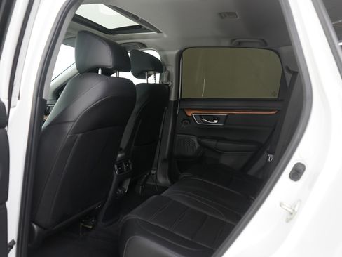 Used 2020 Honda CR-V Touring image 17
