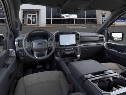 New 2025 Ford F150 XLT w/ Equipment Group 302A MID image 9